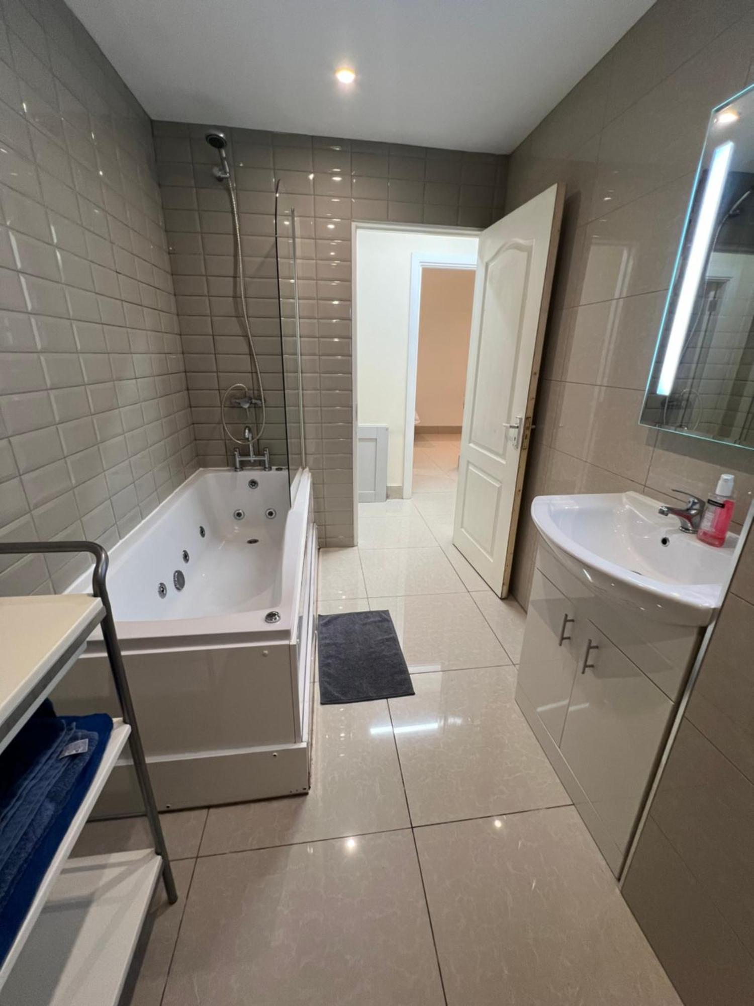 Lovely Dublin Home - Just 15 Mins To City Centre Exteriér fotografie